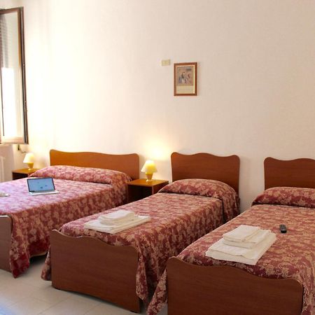 Albergo Del Santuario Santa Maria di Leuca Екстер'єр фото