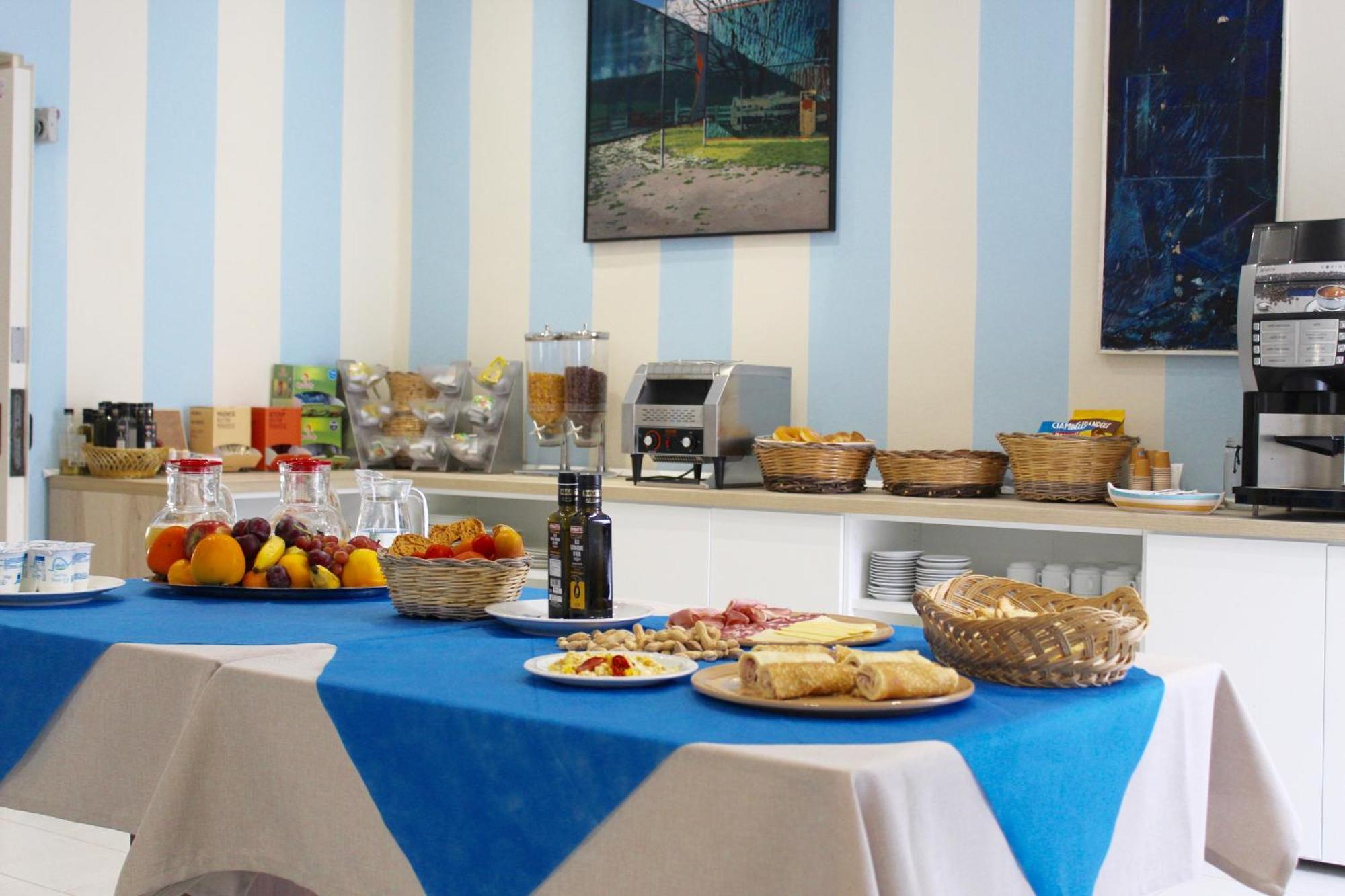 Albergo Del Santuario Santa Maria di Leuca Екстер'єр фото