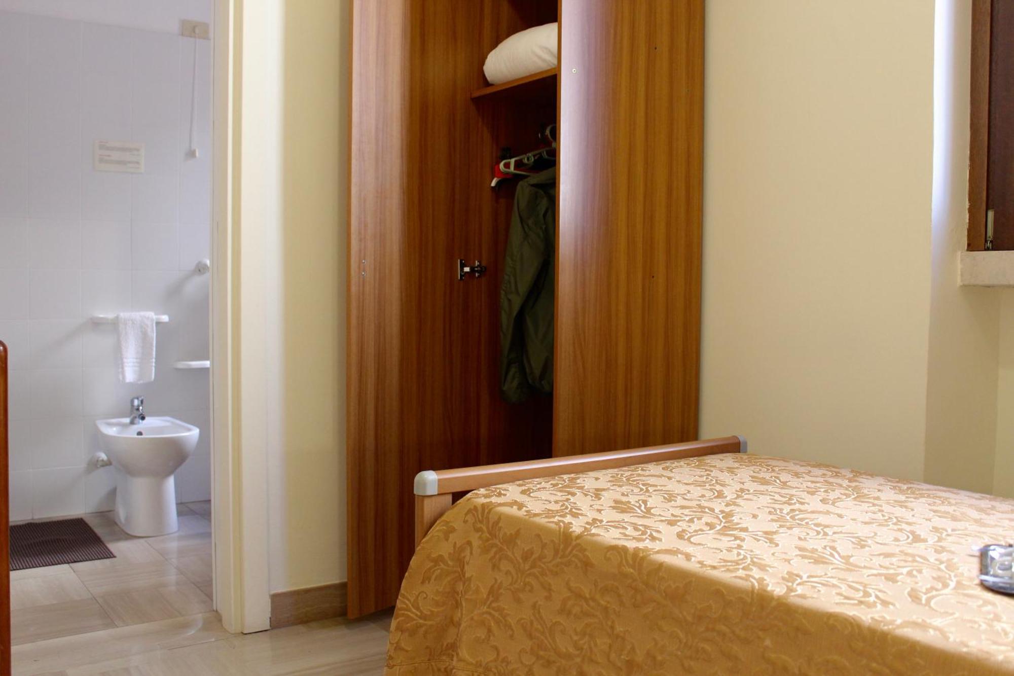 Albergo Del Santuario Santa Maria di Leuca Екстер'єр фото
