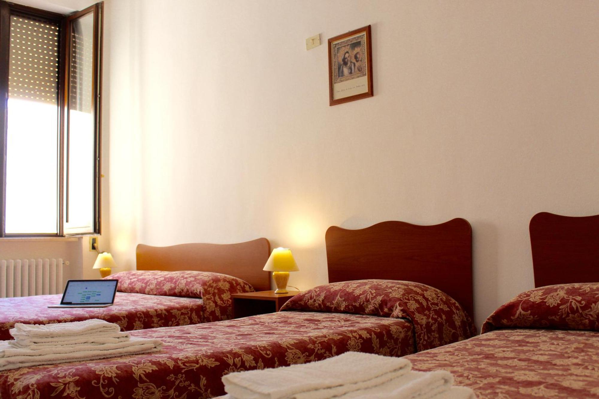 Albergo Del Santuario Santa Maria di Leuca Екстер'єр фото