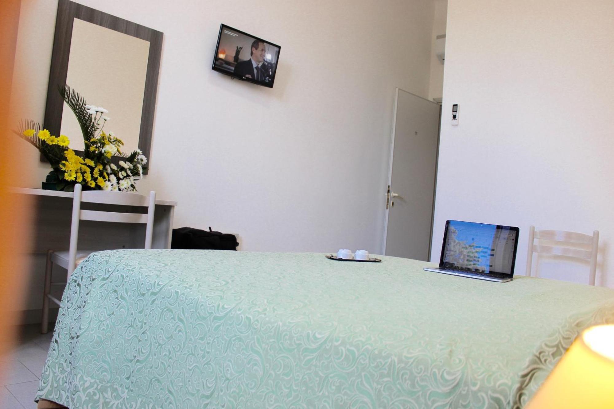 Albergo Del Santuario Santa Maria di Leuca Екстер'єр фото