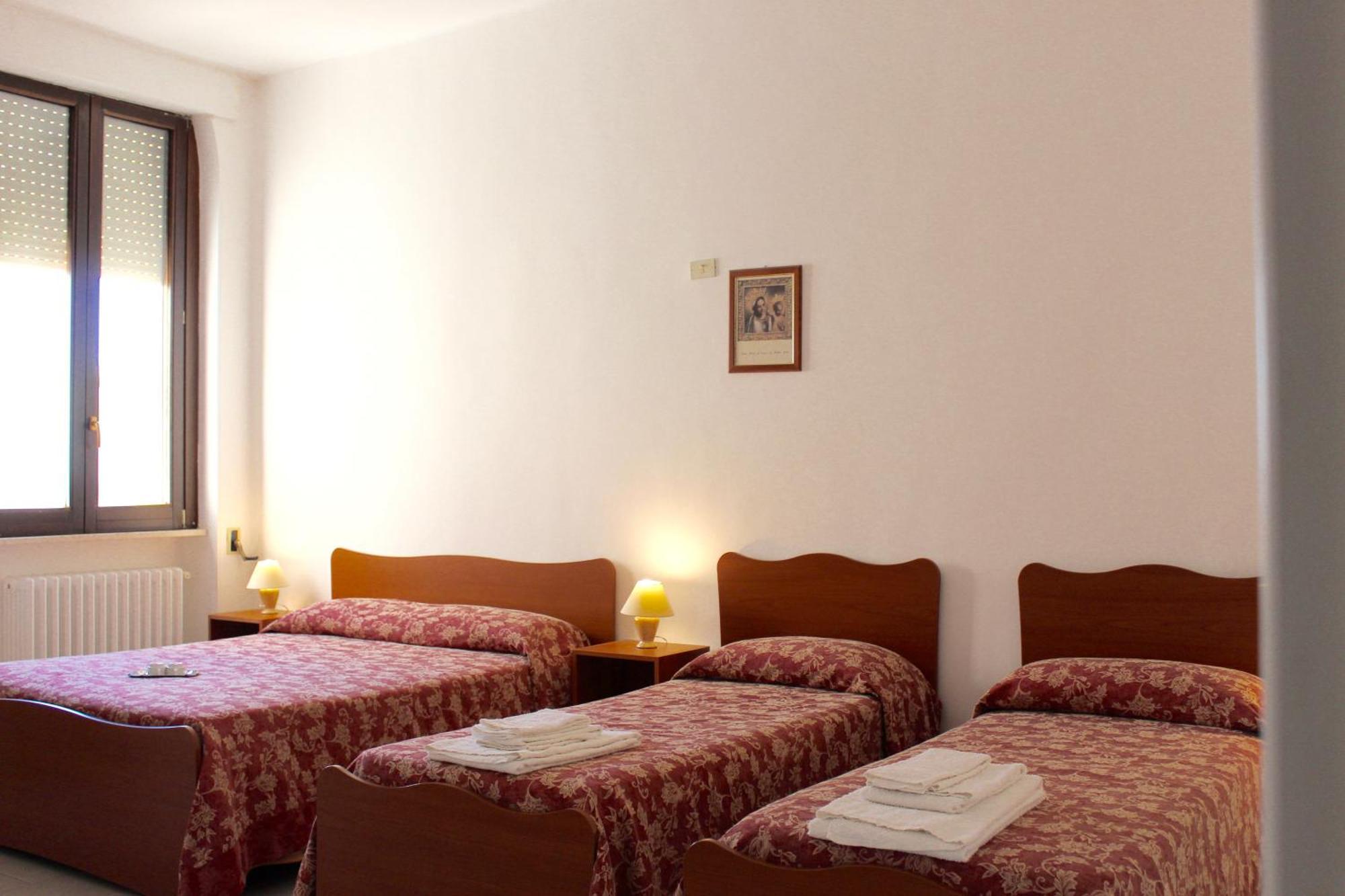 Albergo Del Santuario Santa Maria di Leuca Екстер'єр фото