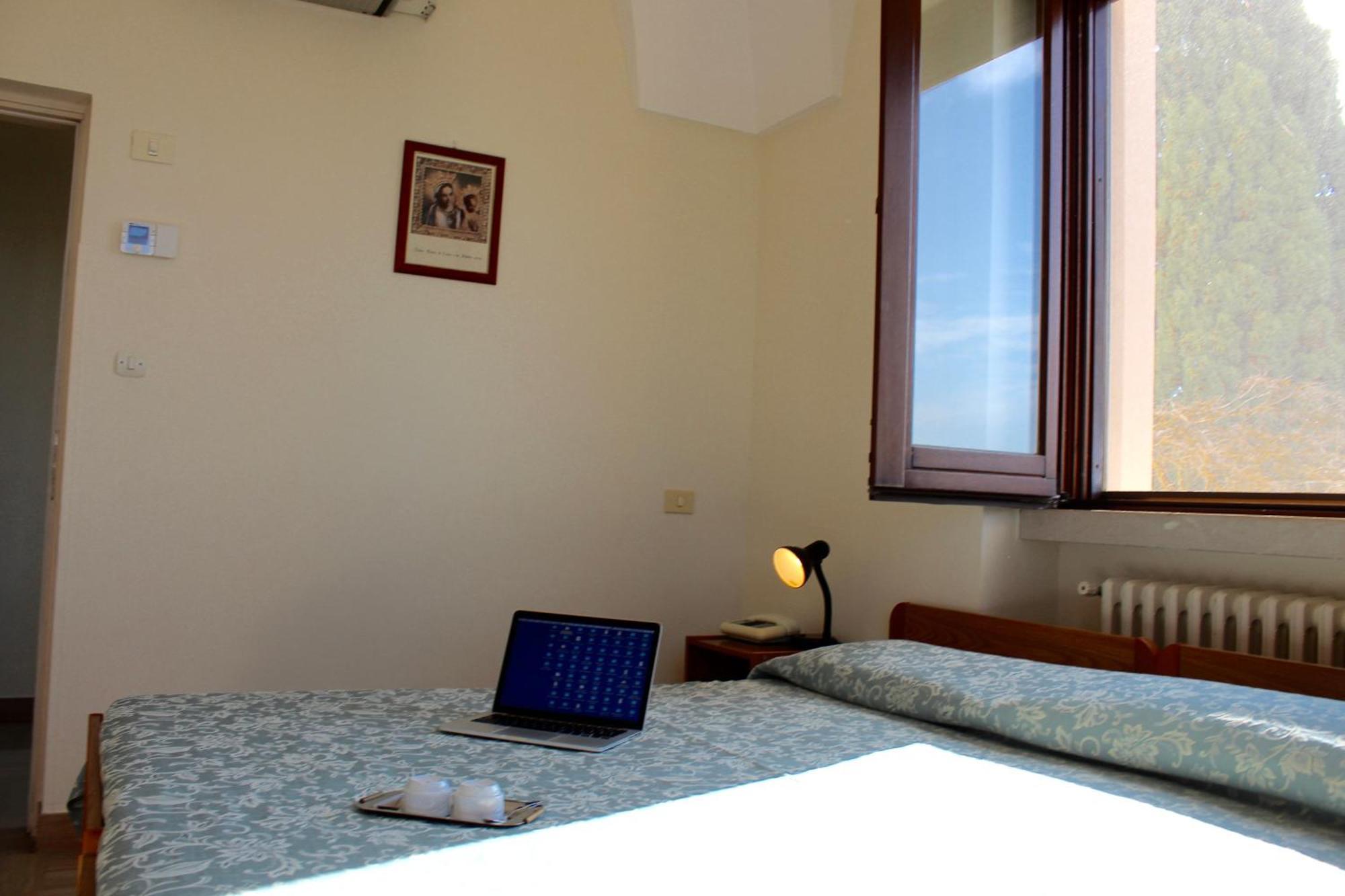 Albergo Del Santuario Santa Maria di Leuca Екстер'єр фото